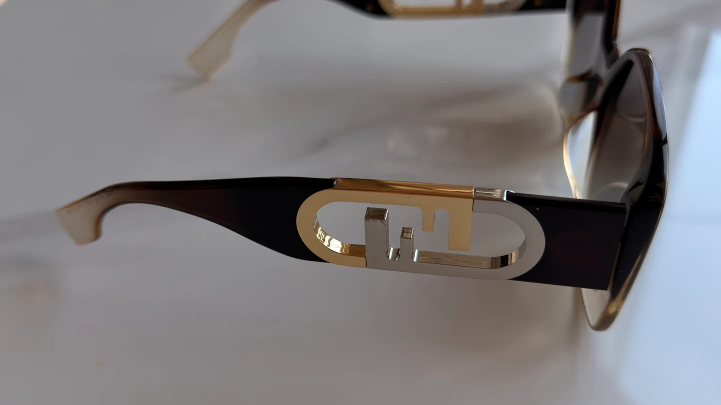 Authentic FENDI O'LOCK  Beige Brown Fashion  Sunglasses - photo 2