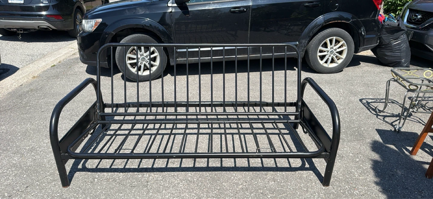 Black Metal Daybed/ futon Frame