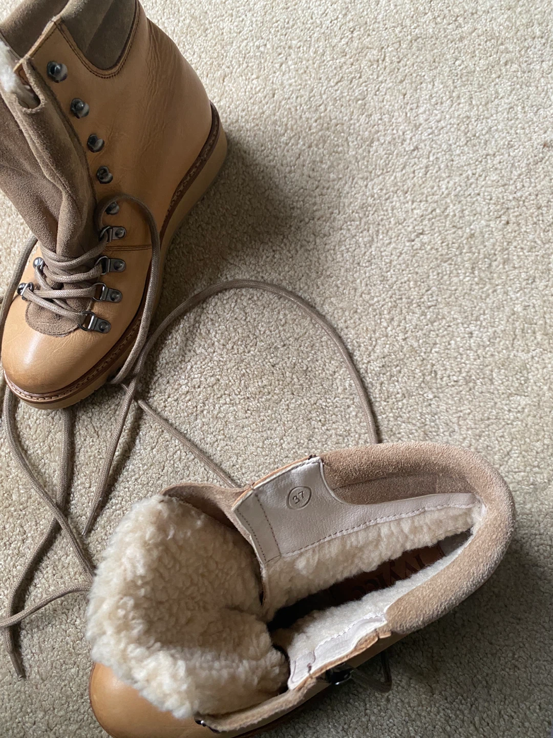 Lined Designer Hiking Boots – EU 37 - photo 3