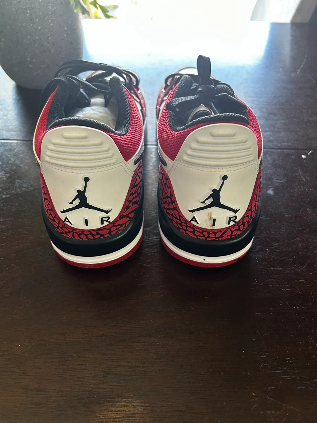 Jordon legacy lows 312 - photo 2