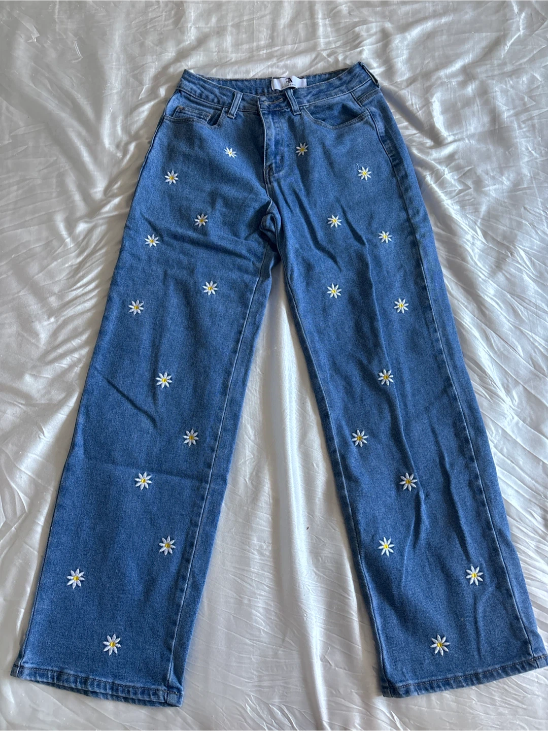 Flying Angel Jeans with Daisy Embroidery