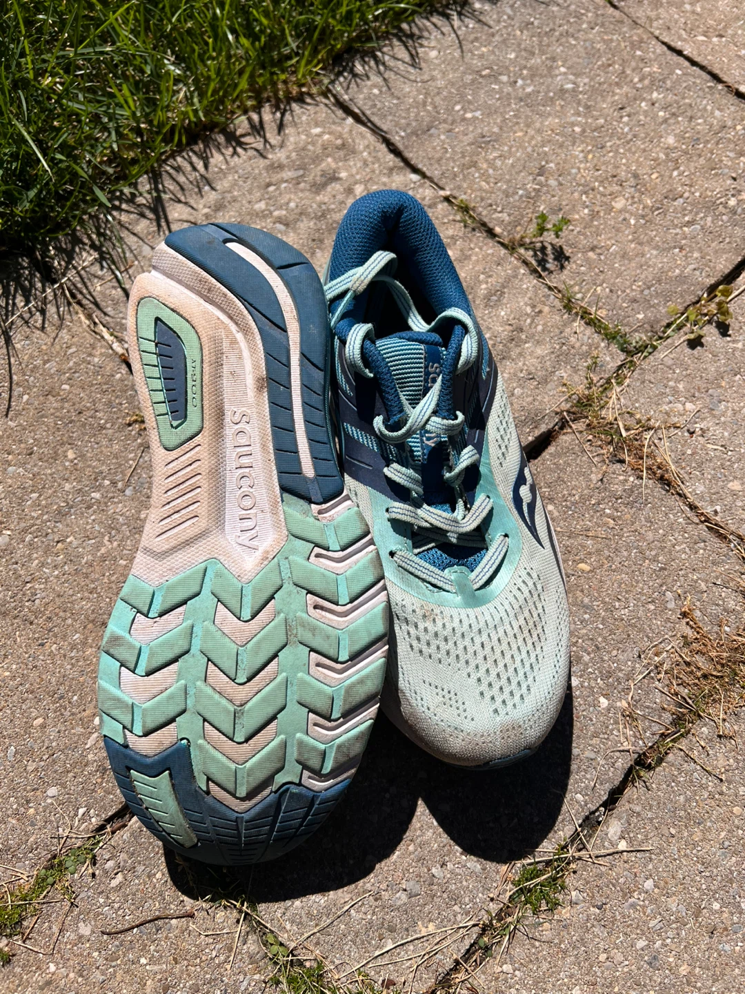 Saucony Women's Running Shoes Size 7 - photo 2