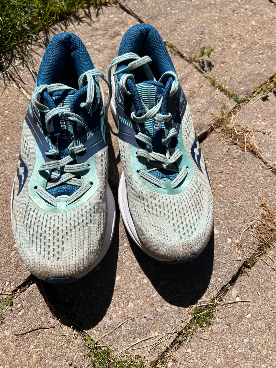 Saucony Women's Running Shoes Size 7