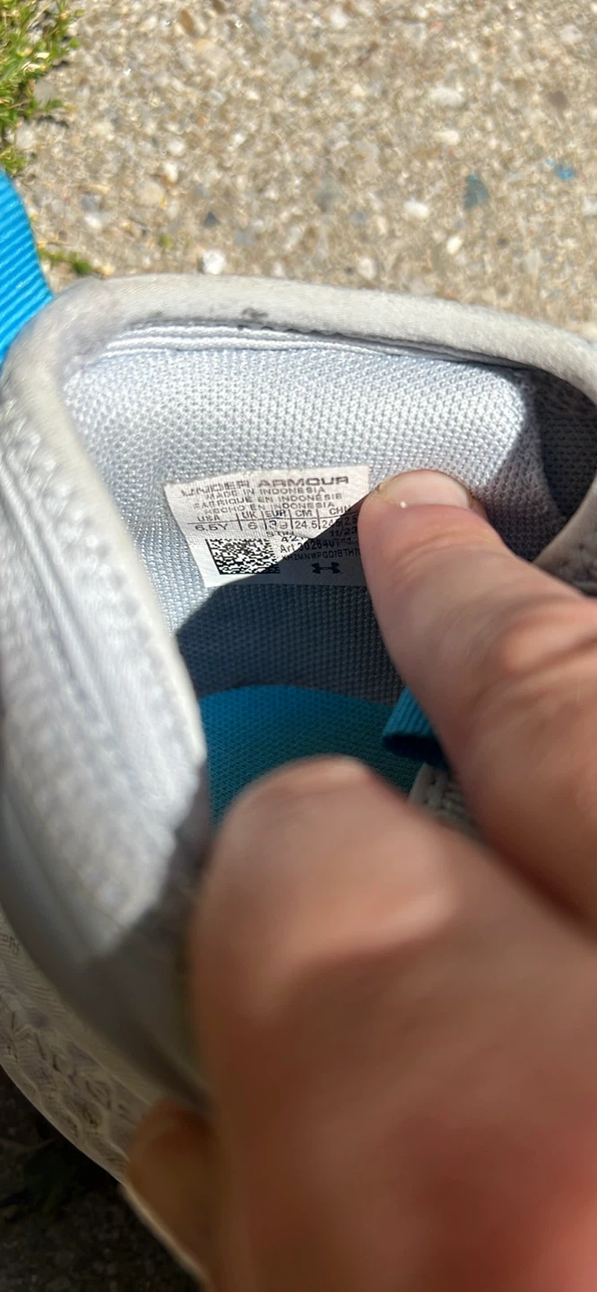 Under Armour Youth Golf Shoes - photo 3