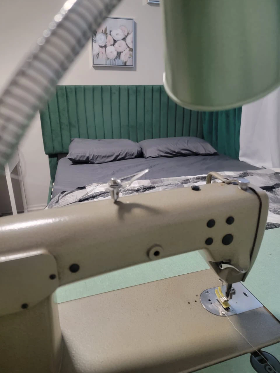 Brother Industrial Sewing Machine DB2-B755-3 - photo 3