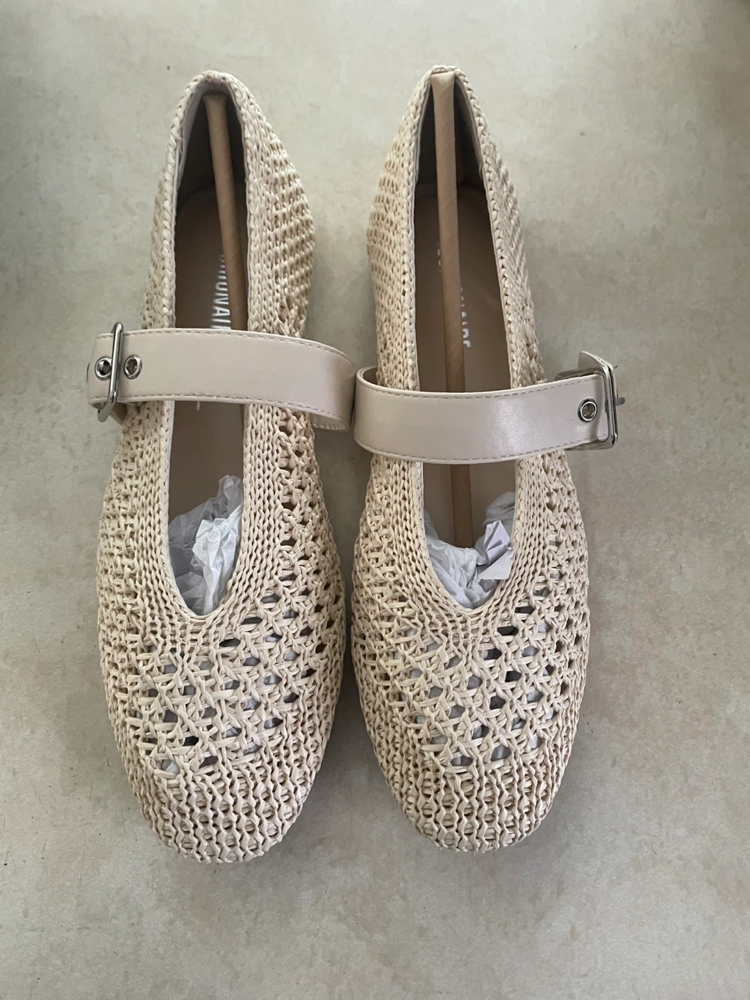 Cushionaire Mary Jane Flats - Size 6