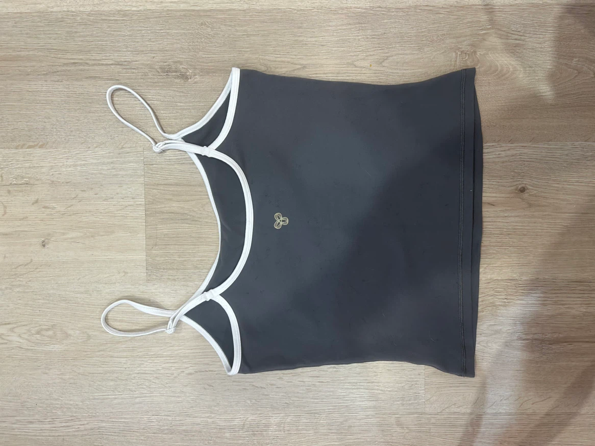 ARITZIA GOLDEN CAMI - SIZE L - photo 2
