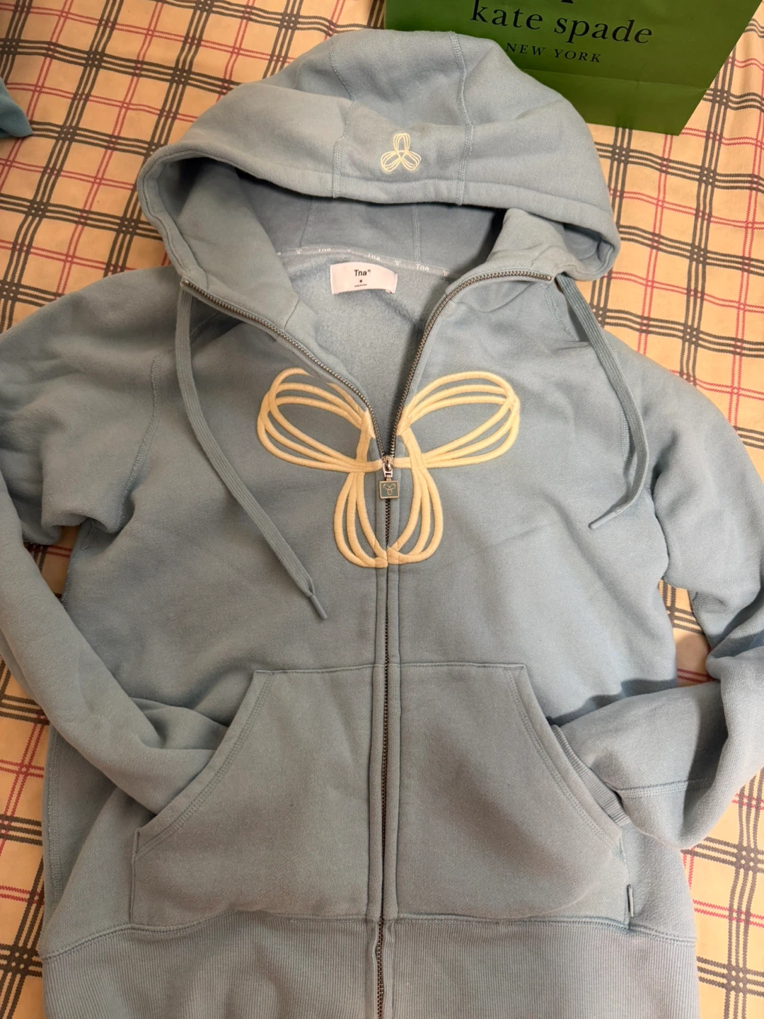 Uniqlo UT, Patagonia T-shirts and TNA hoodie - photo 5