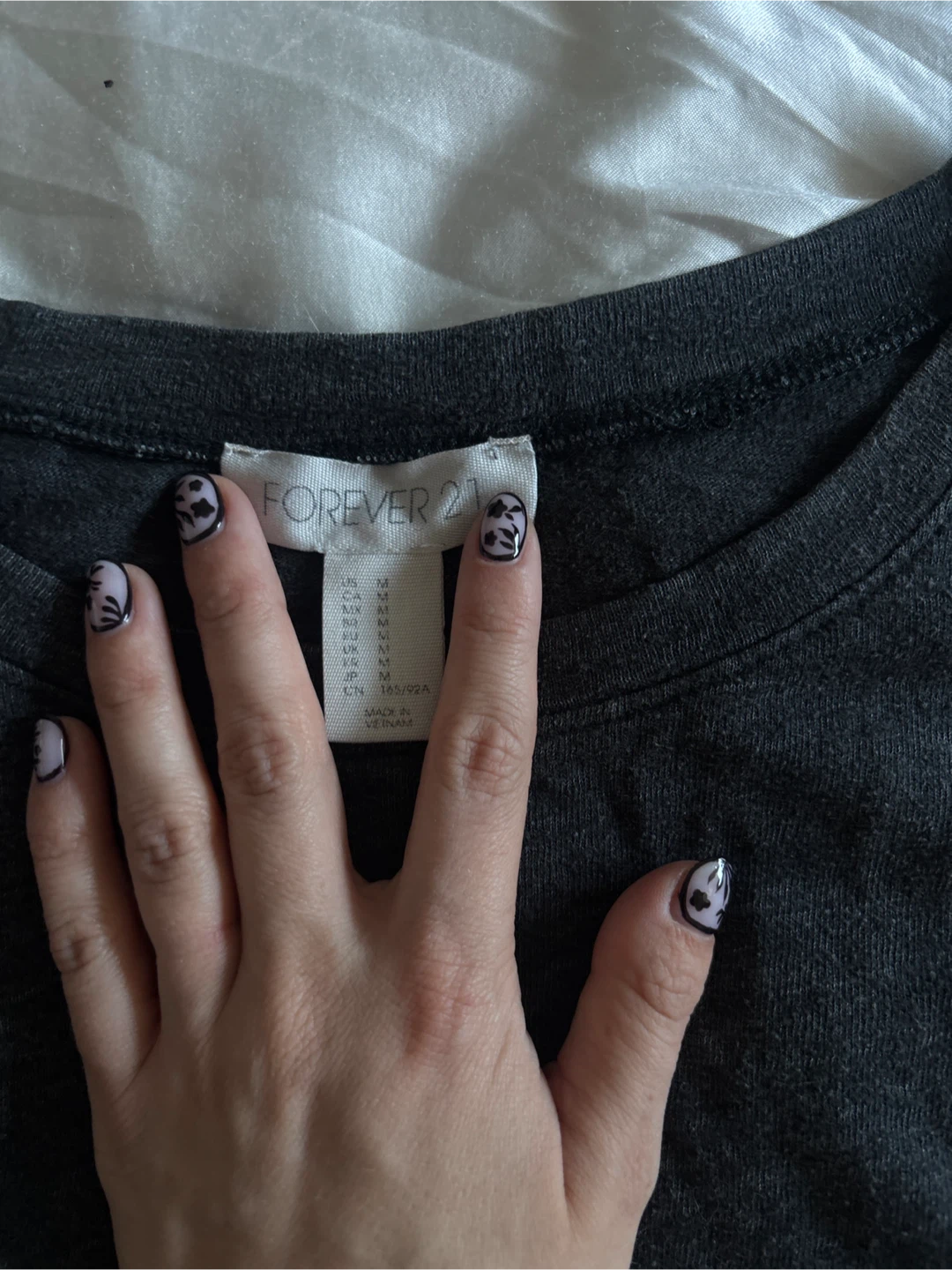 Forever 21 Grey Cropped T-Shirt - photo 2