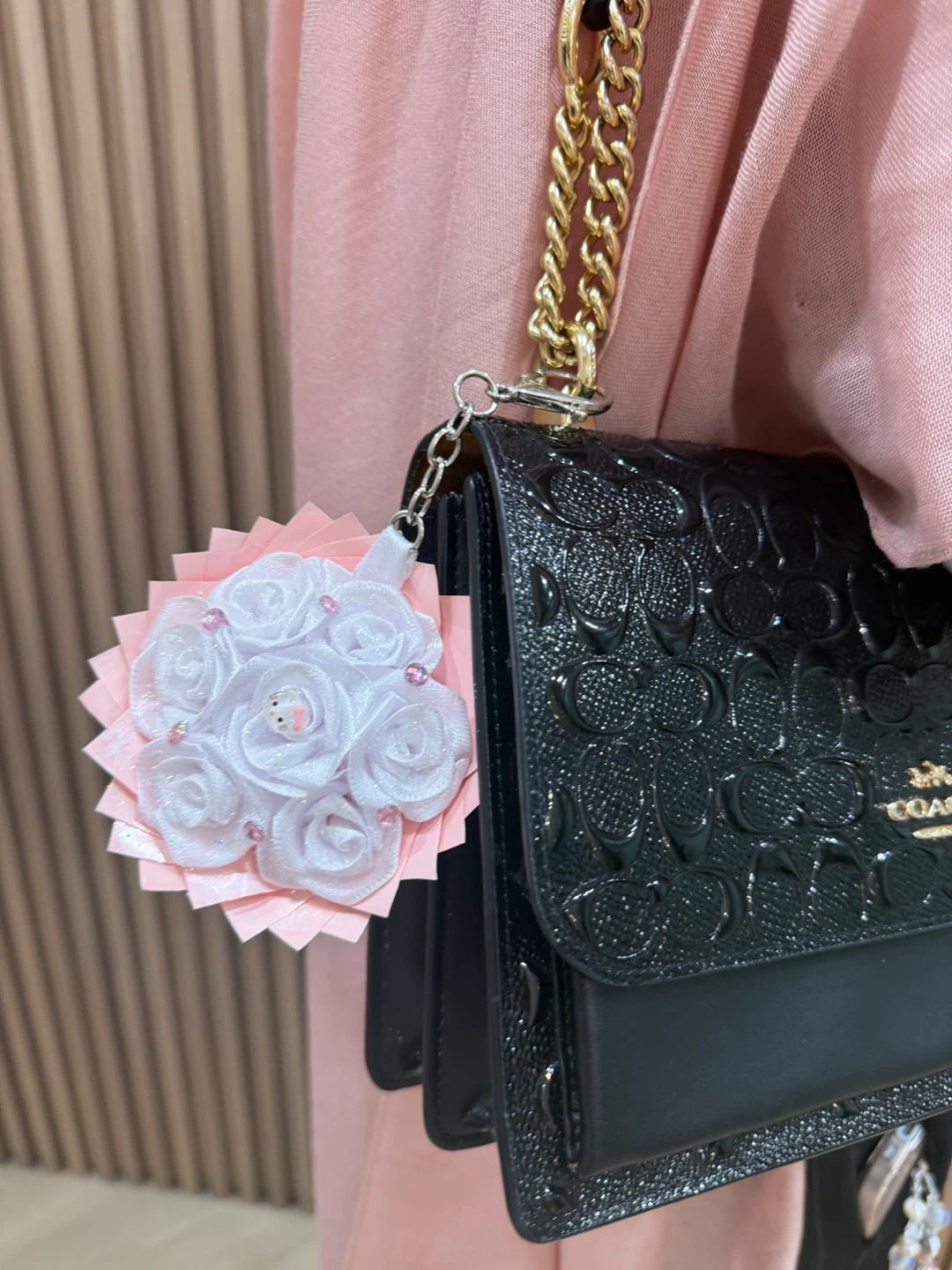 Hello kitty Mini bouquet customizable keychain