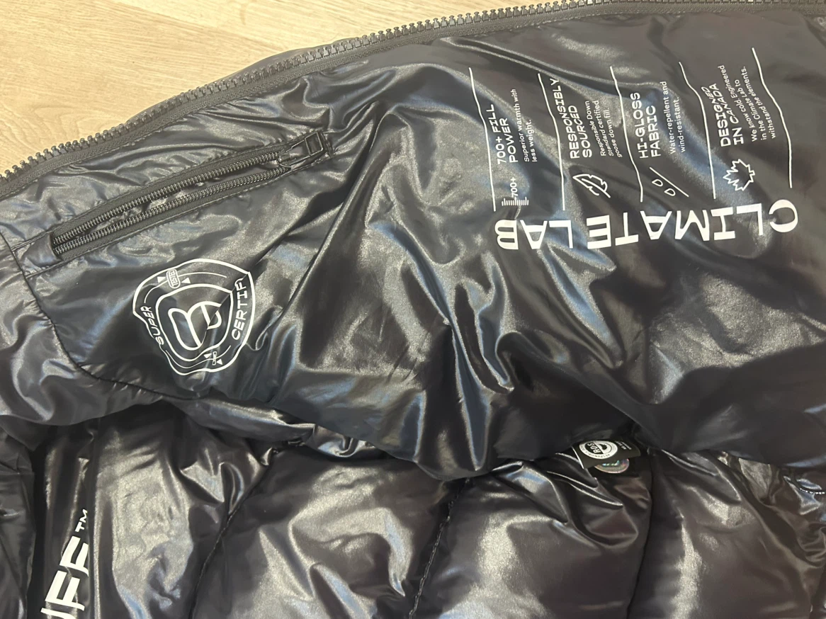 Black Super Puff Jacket Aritzia - photo 4