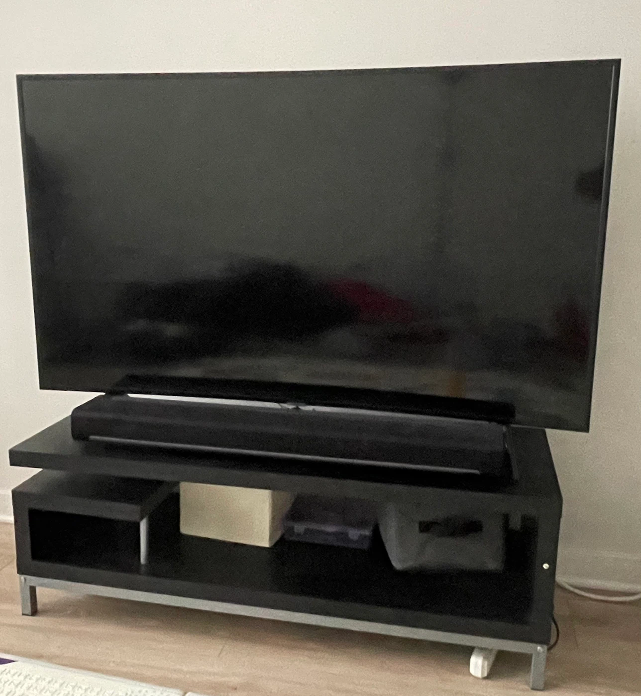 Samsung Series 4K Ultra HD Curved Smart TV - photo 2