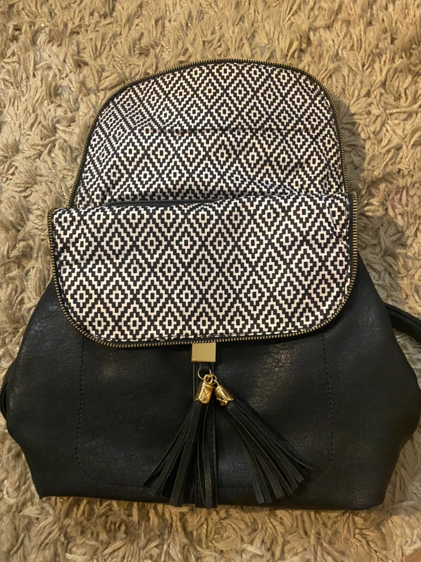 black Miztique Diana backpack purse - photo 4