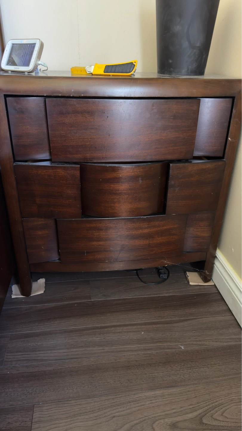 Dark cherry wood queen bed set - photo 5