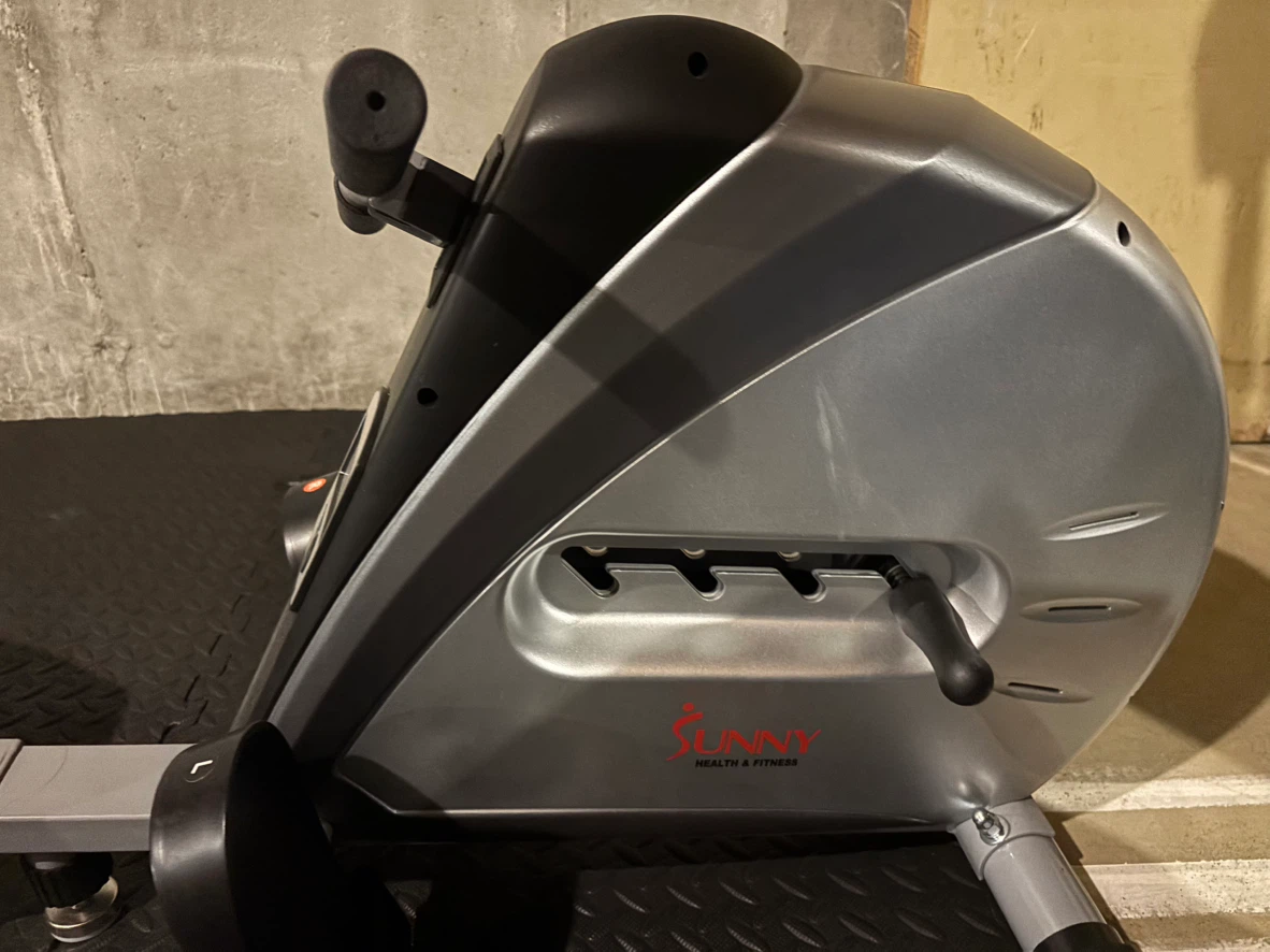 Sunny Health & Fitness Rowing Machine - photo 2