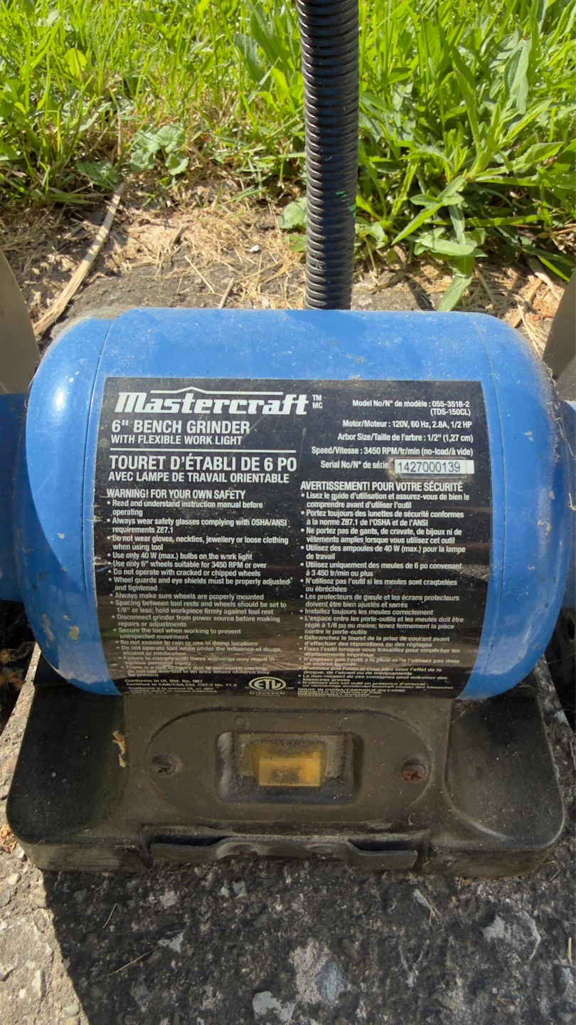 Mastercraft 6" Bench Grinder with Flexible Work Light - photo 2