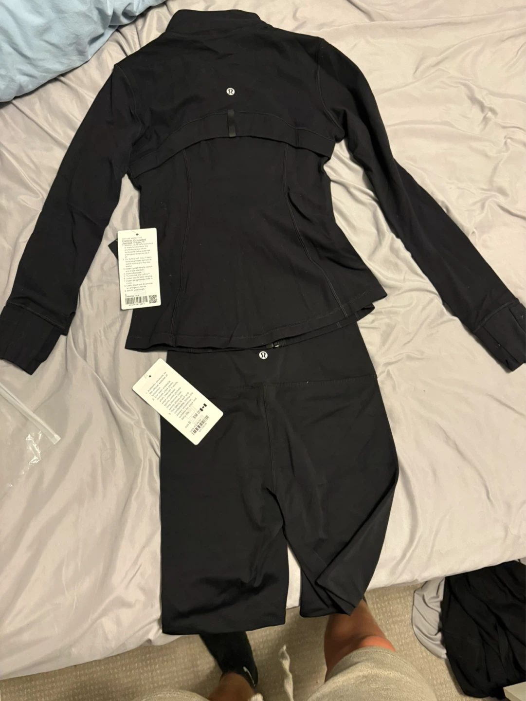 Lululemon Define Cropped Jacket Nulu Black Size 6 - photo 2