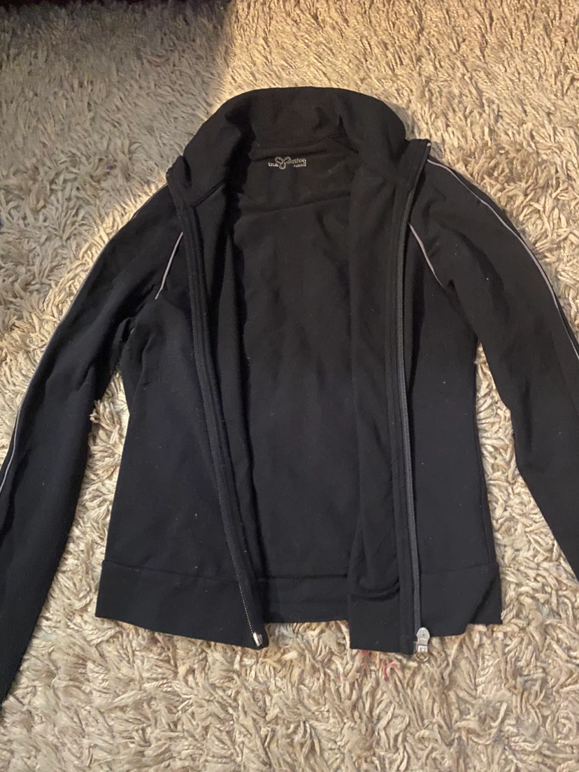 Aritzia sports zip up - photo 3