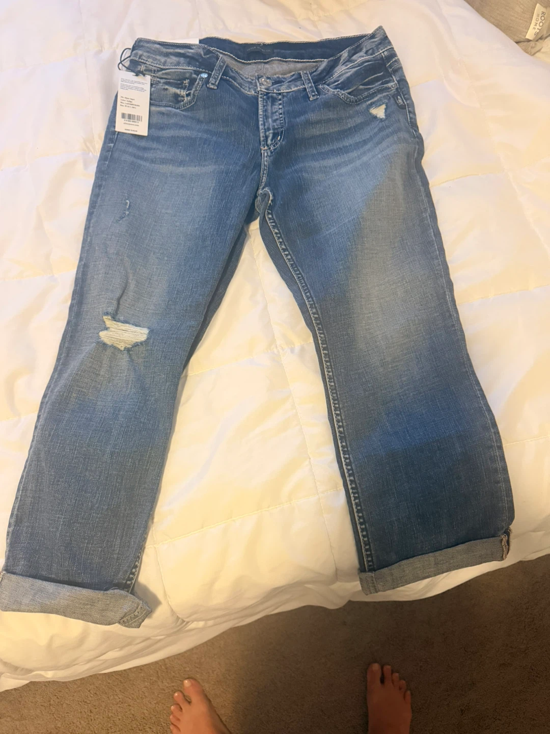 Silver Jeans Elyse Capri Mid Rise Jeans