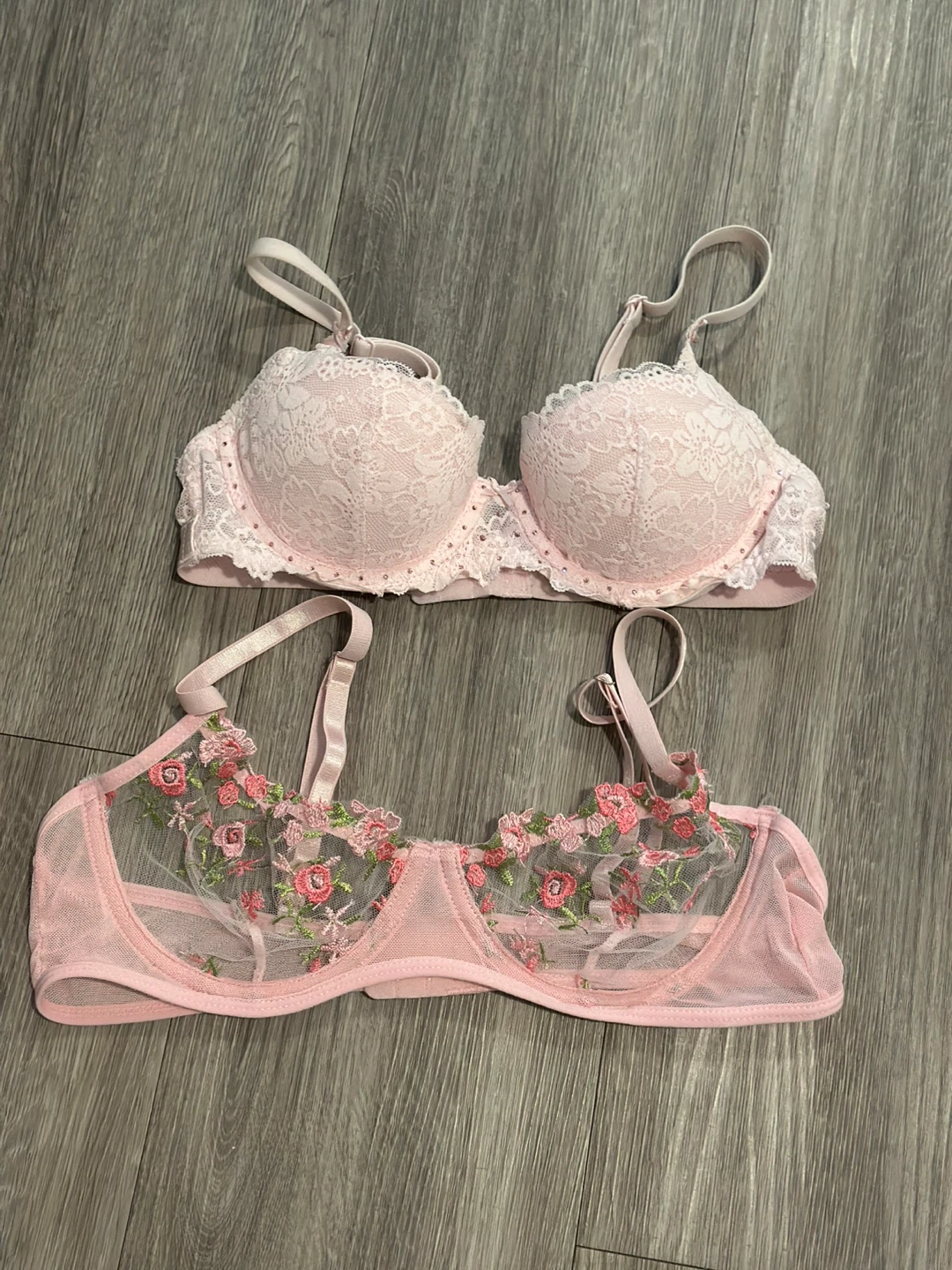 2 Pink Bras