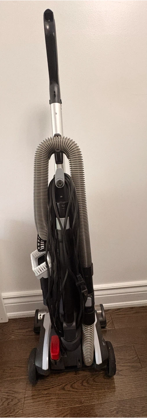 Hoover High Performance Swivel Upright Vacuum - photo 2