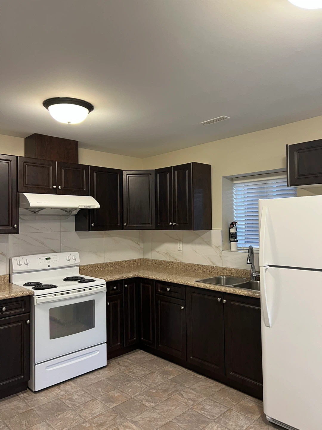 1 Bedroom Basement Suite in Cloverdale - photo 3