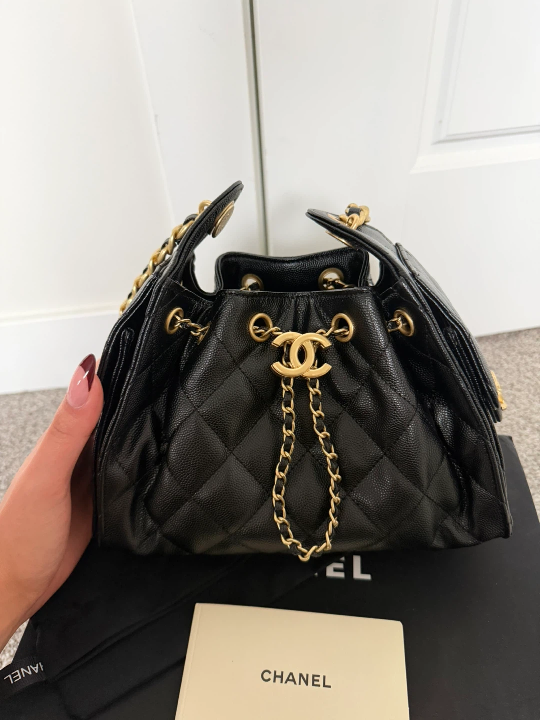Chanel 25 Mini Black Bag - photo 2