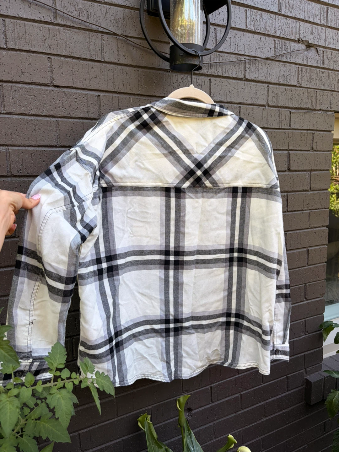 NO BOUNDARIES Plaid Flannel Shirt - Large - photo 2