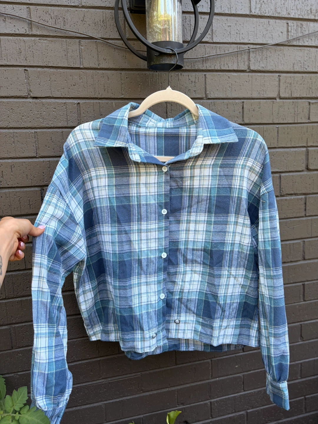 Vintage Fit Blue Plaid Cropped Button-Up Shirt
