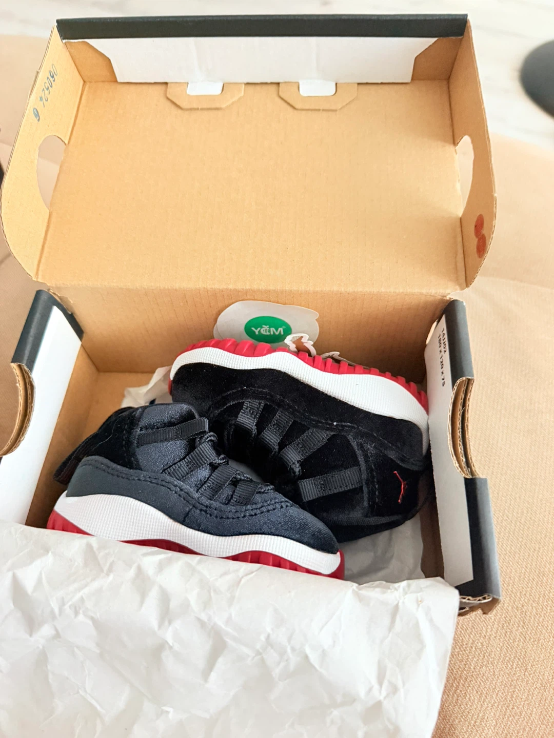 Jordan 11 Retro Toddler Sneakers Size 3c - photo 3