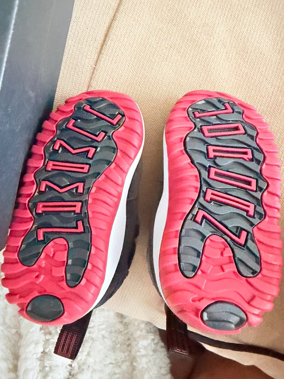 Jordan 11 Retro Toddler Sneakers Size 3c - photo 2