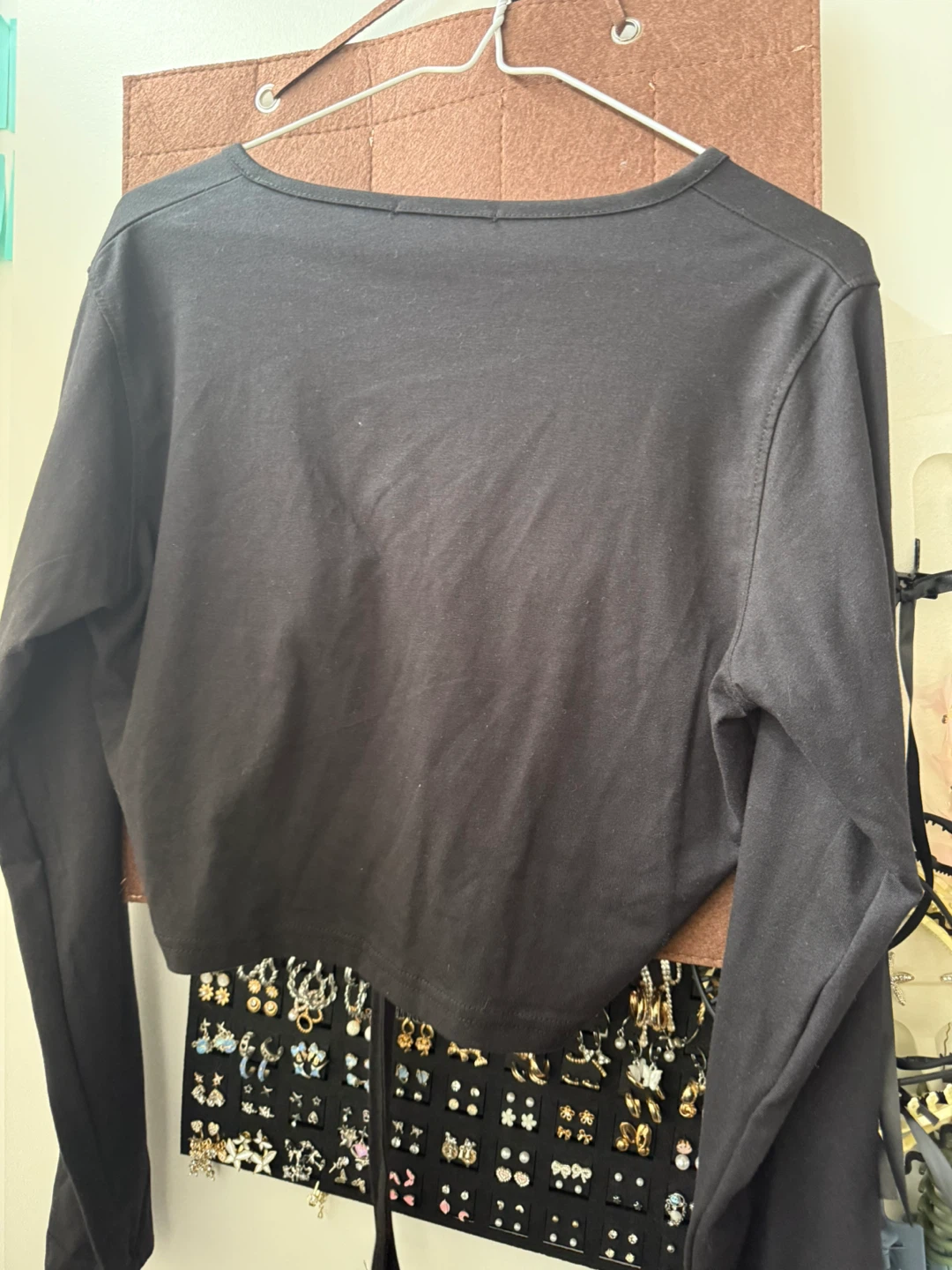 Black Missguided Long Sleeve Crop Top - photo 2