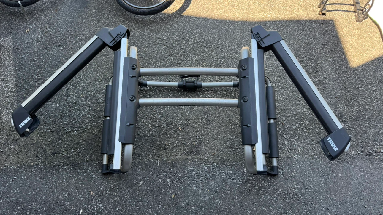 Thule Ski Carrier Rack