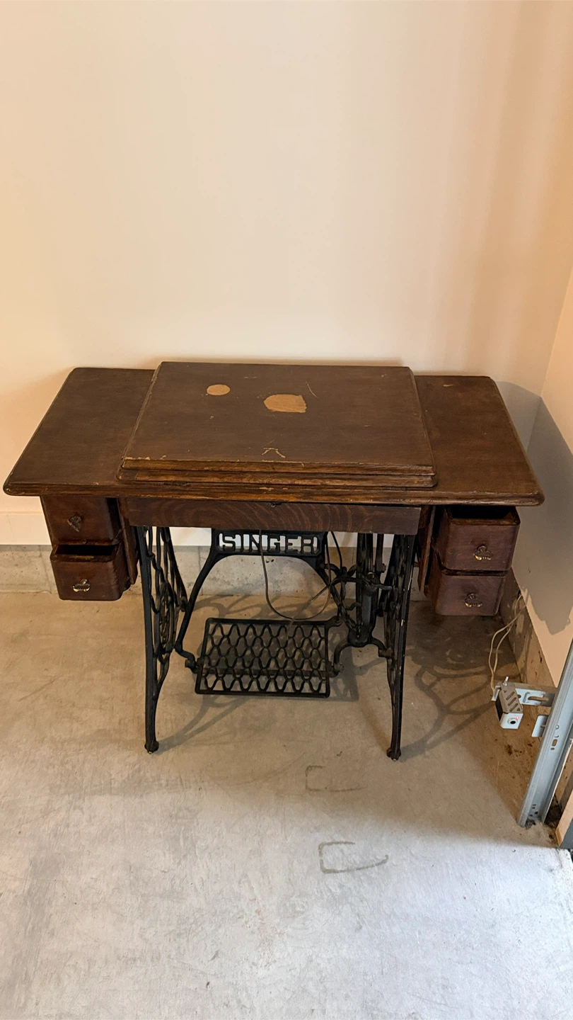 Vintage Singer Sewing Machine Table