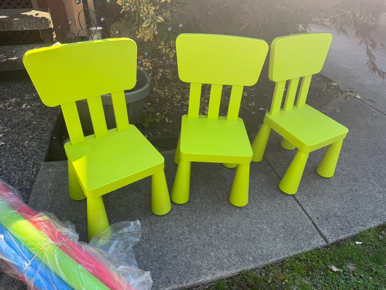 Set of 3 Kids Chairs - Bright Green