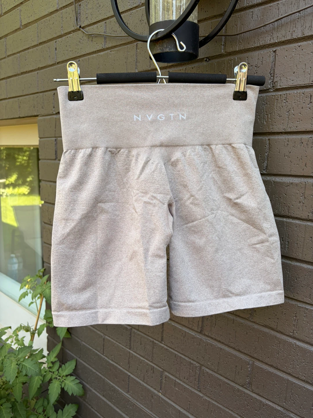NVGTN Women's Size S Workout Shorts