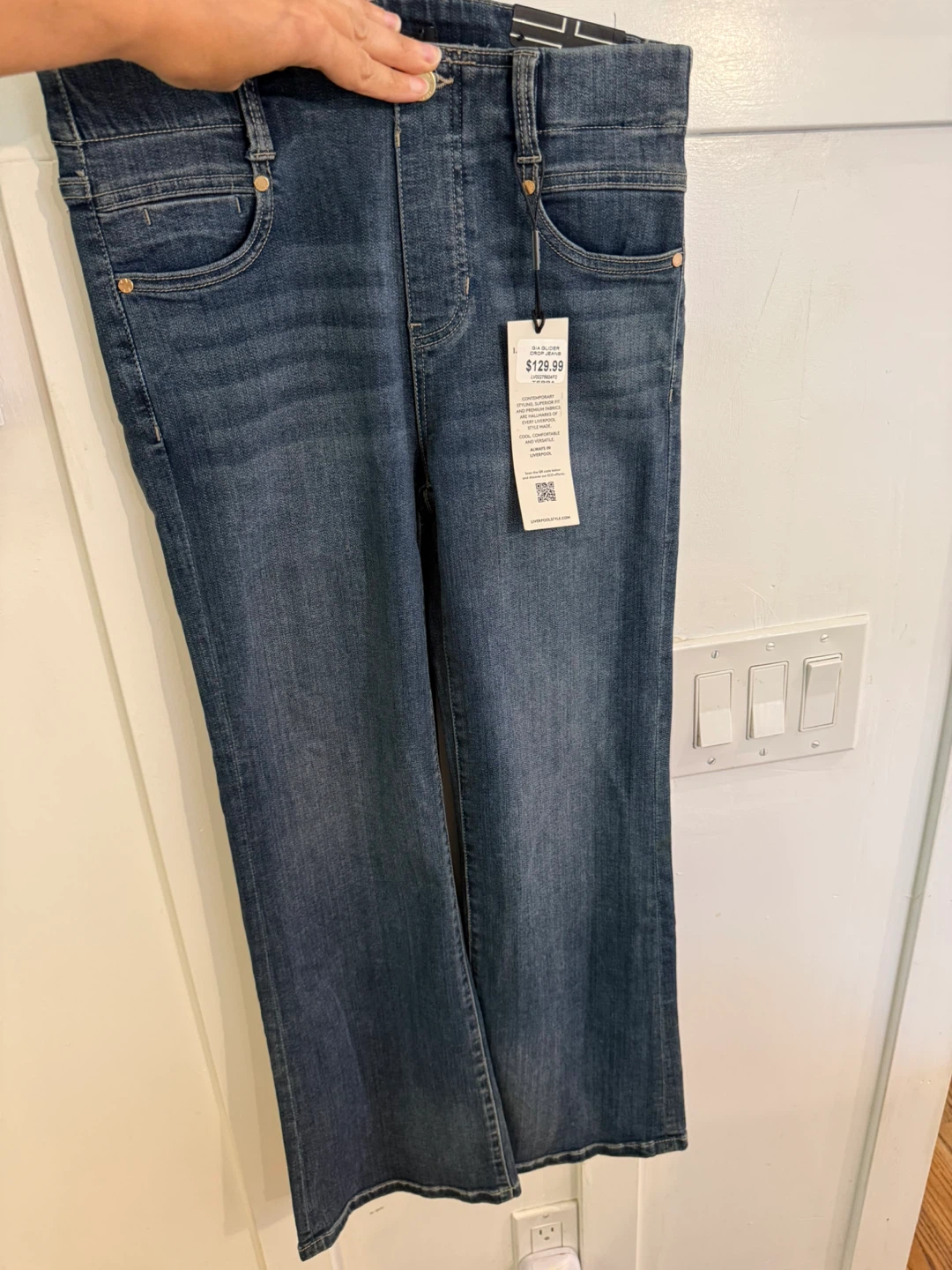 Stretchable crop jeans