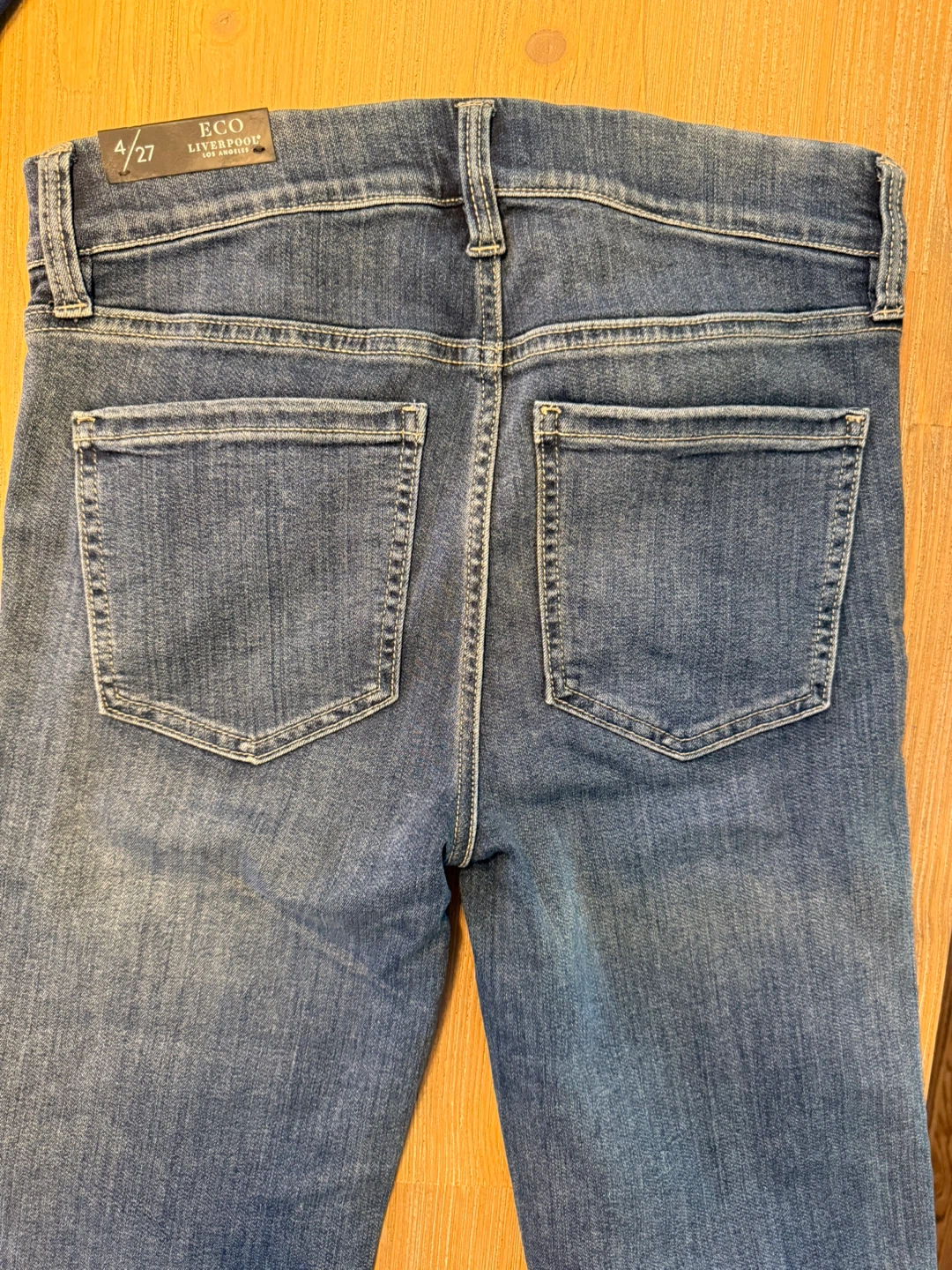 Stretchable crop jeans - photo 2