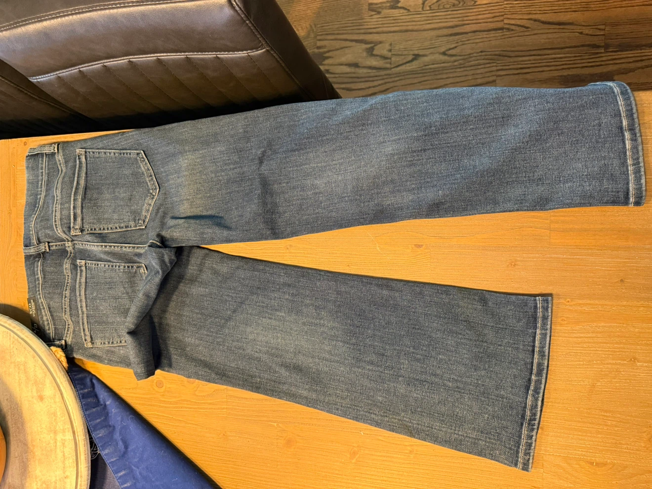 Stretchable crop jeans - photo 3
