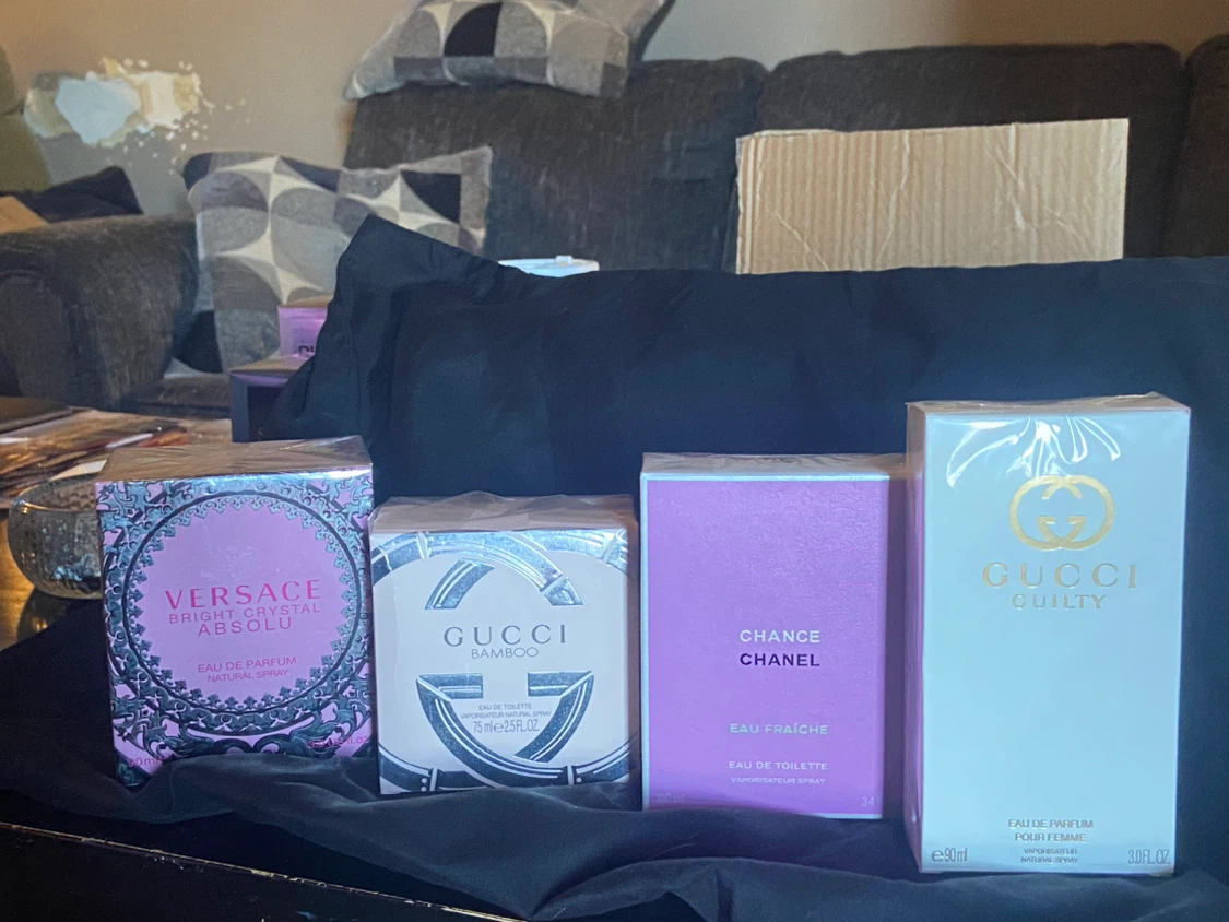 Cologne and perfumes - photo 3