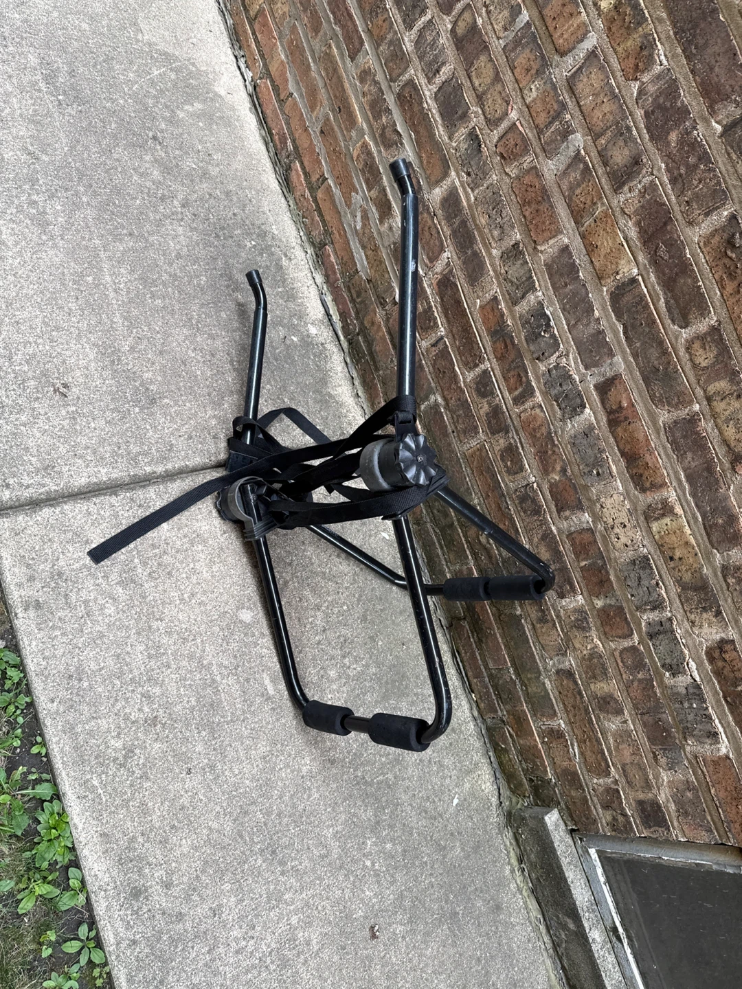Black Trunk Mount Bike Rack - photo 4