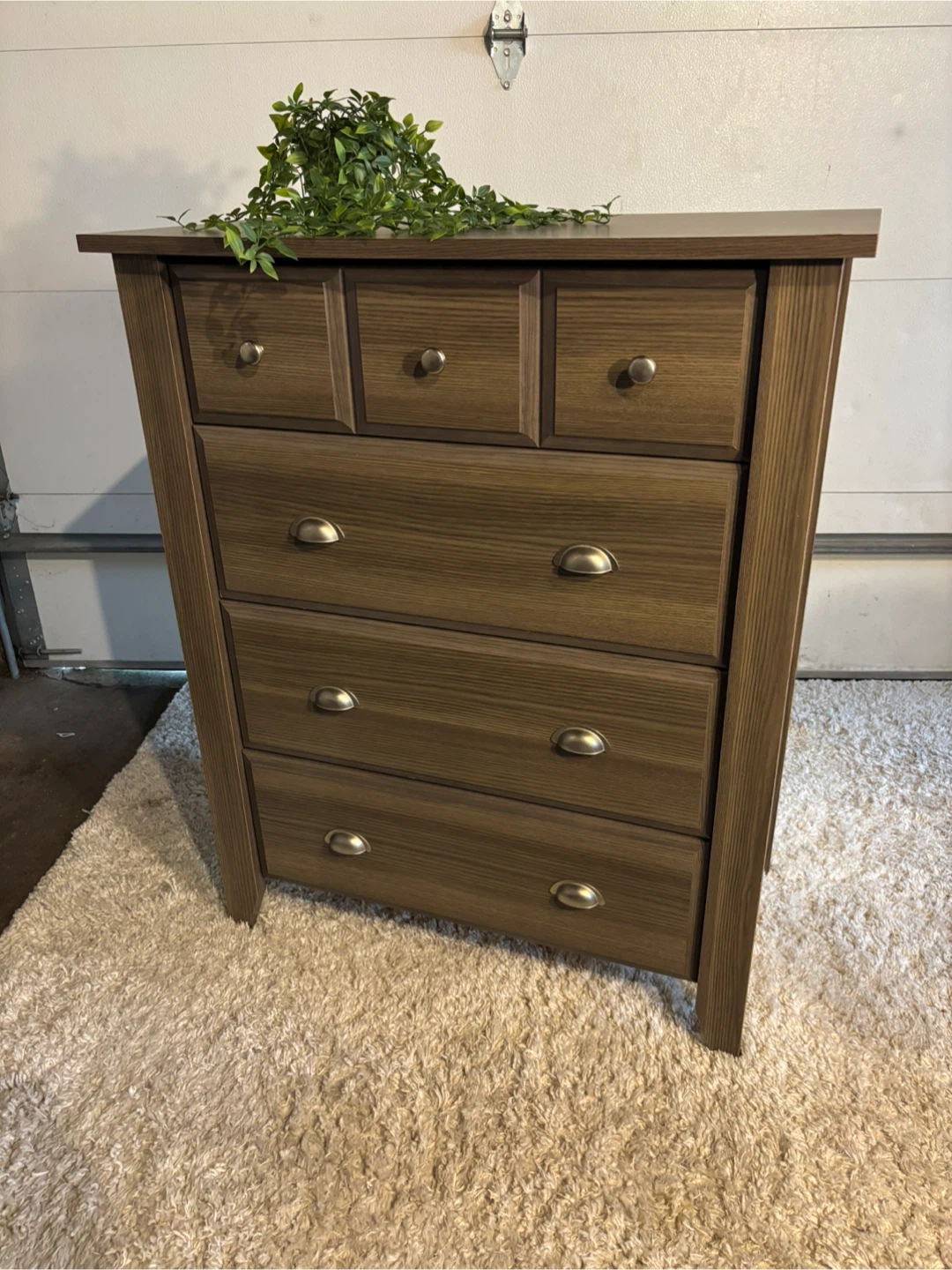 Brown 5-Drawer Dresser - photo 3