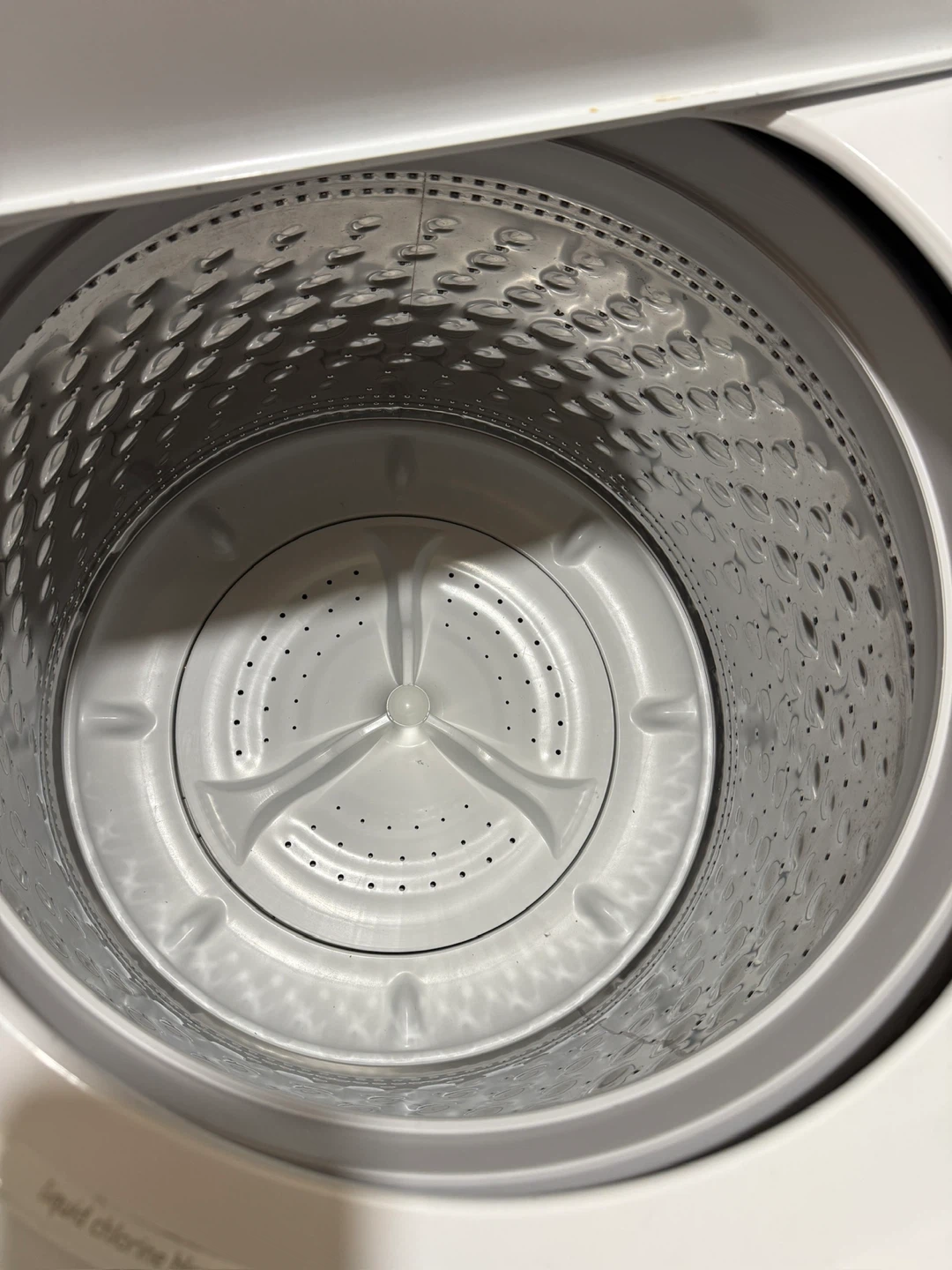 Whirlpool Washer and Dryer Set - photo 2