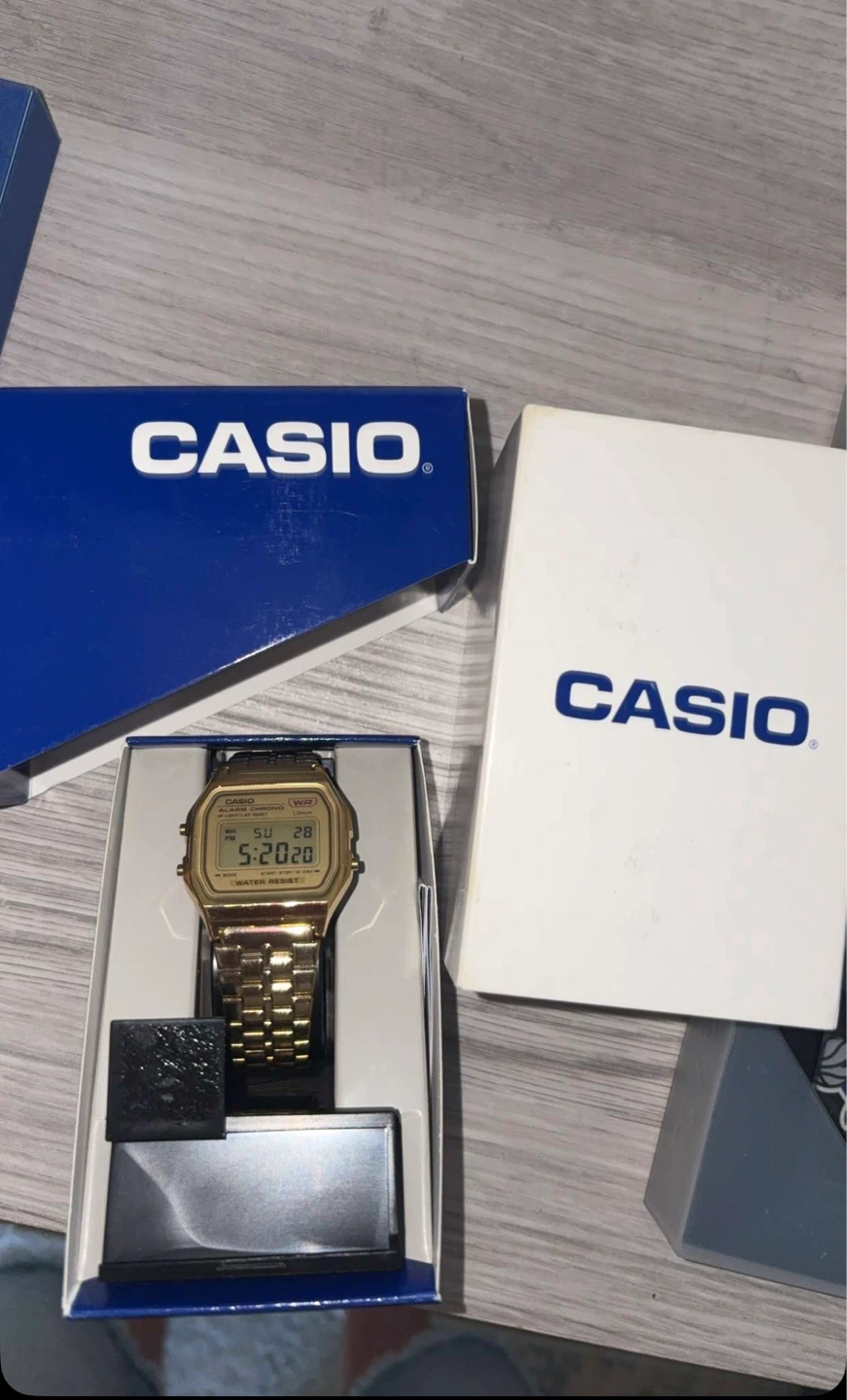 Casio Gold Digital Watch - photo 4