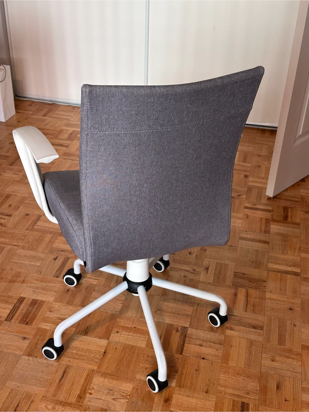 Grey Fabric Office Chair with White Arms - photo 2