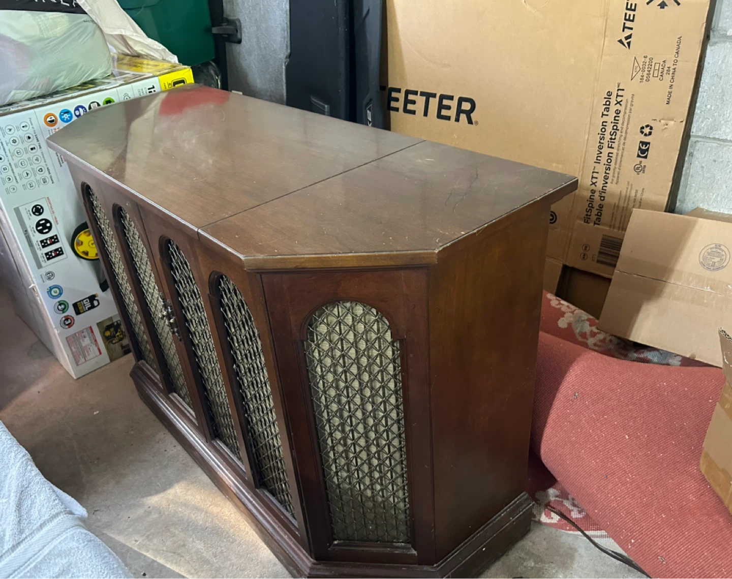 Vintage Wood Console Stereo with Turntable - photo 3