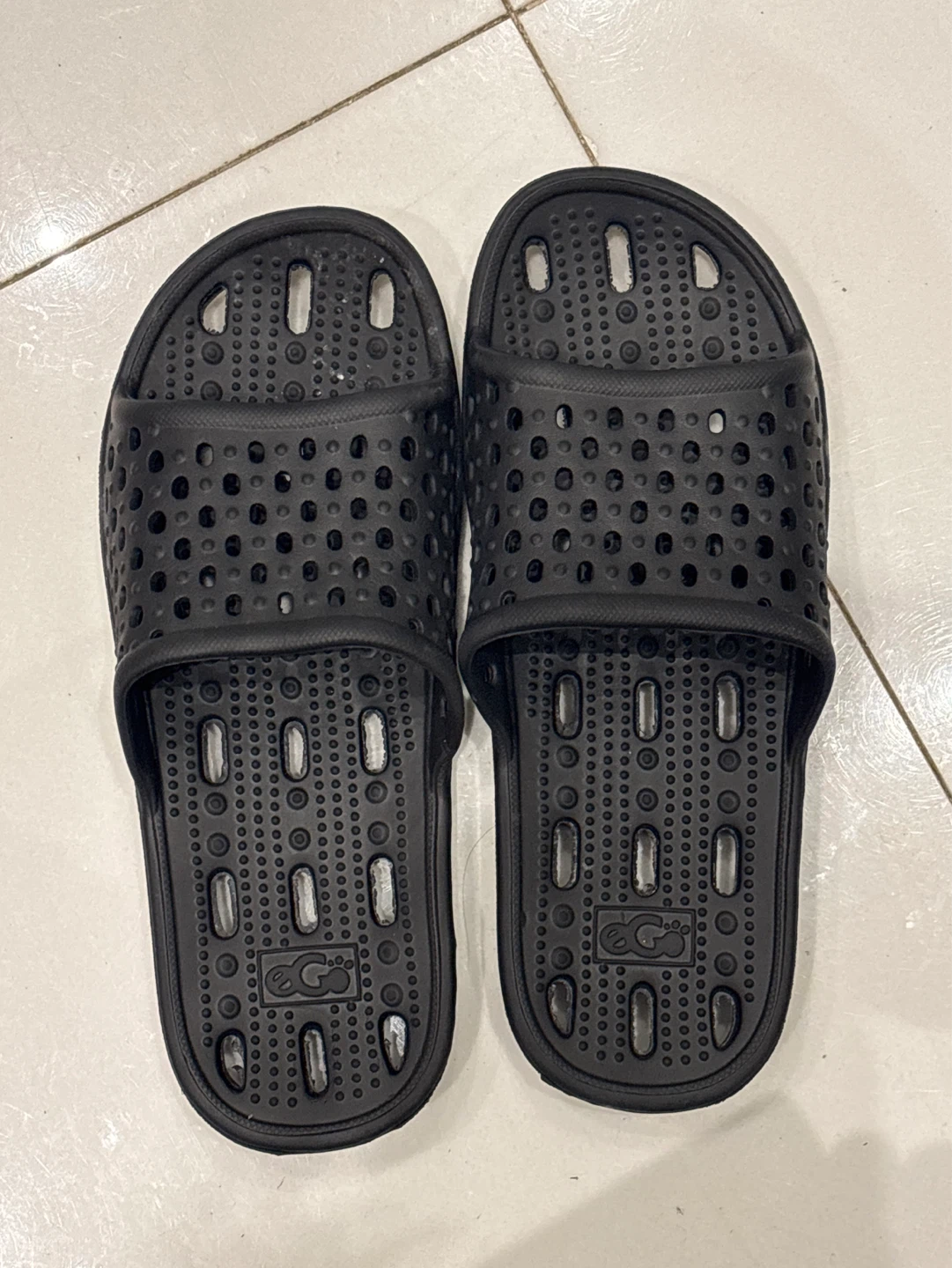 Black Slides / Shower Shoes