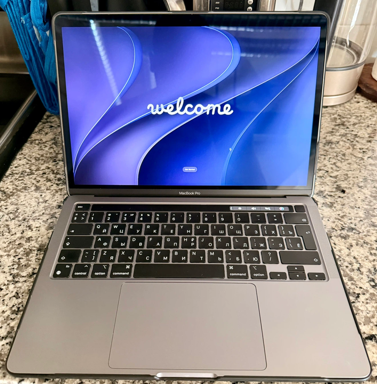 Apple MacBook Pro 13” (M1, 2020, 16GB, 256GB, Touch Bar)