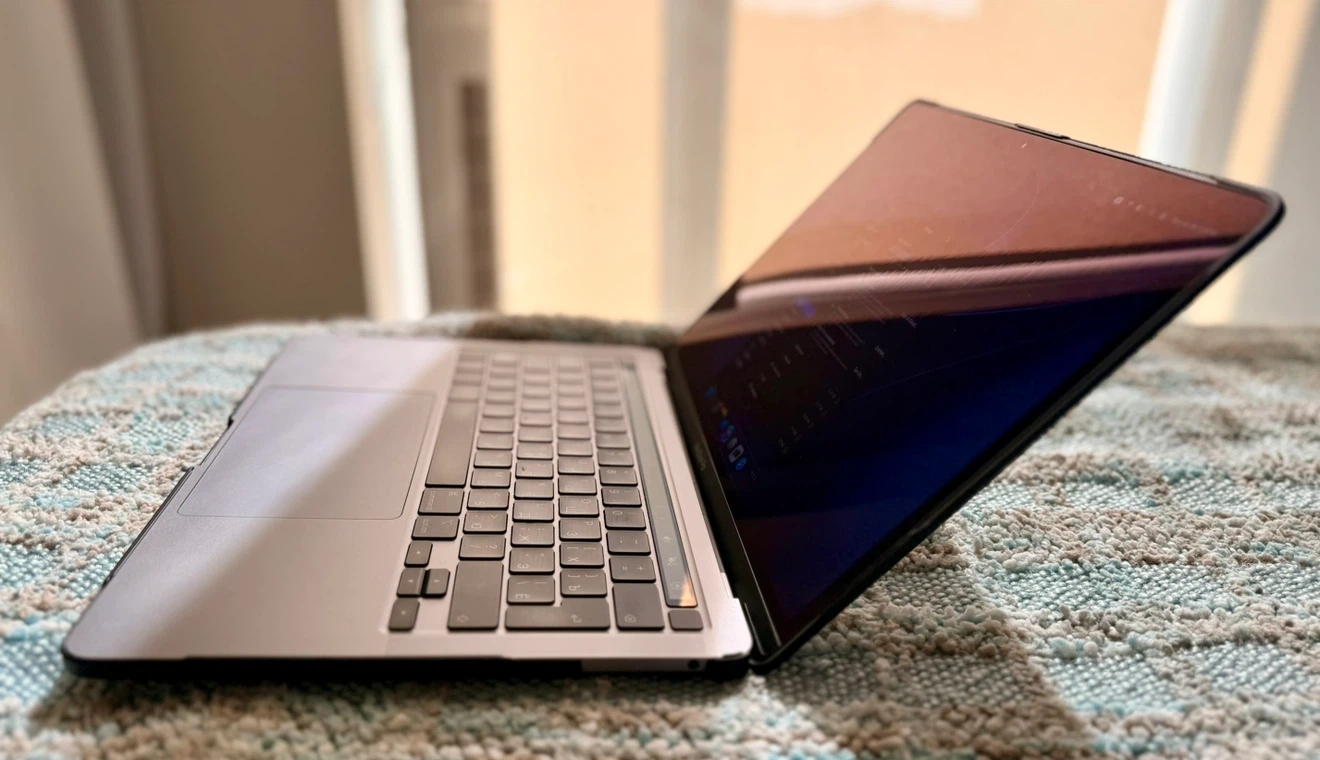 Apple MacBook Pro 13” (M1, 2020, 16GB, 256GB, Touch Bar) - photo 5