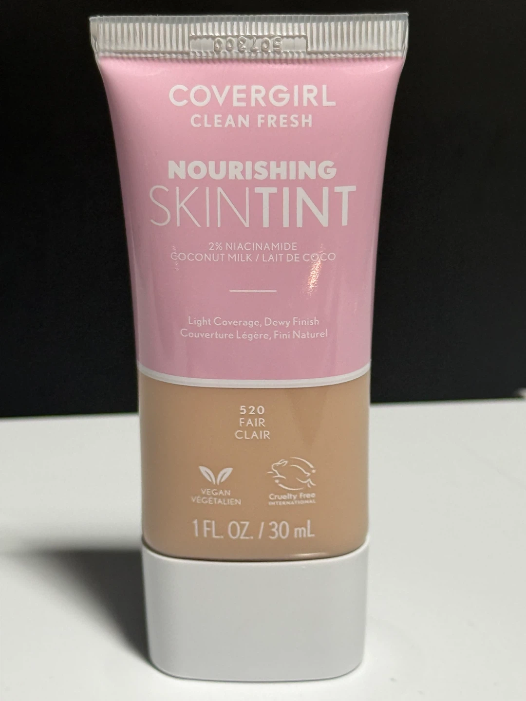 CoverGirl Clean Fresh Nourishing Skin Tint 520 Fair